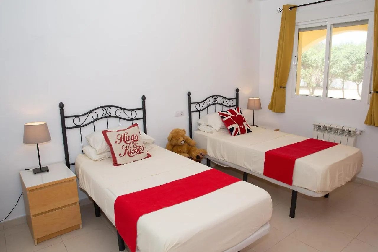 Casa Ana: Villa Oasis with Pool, Tennis, and Wi-Fi Turre Spain